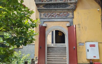 An Ancient Immigration Guild Hall and Yummy Food