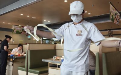 What Makes 海底捞 Haidilao Special?